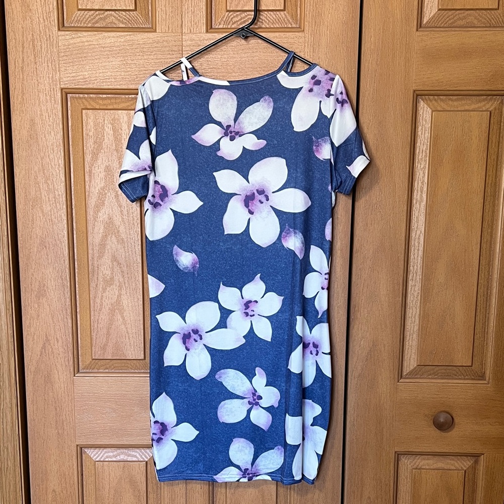 Floral Blue Mini Dress - Picture 6 of 6